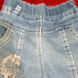 Baby Girls Stylish Straight Pant Jeans