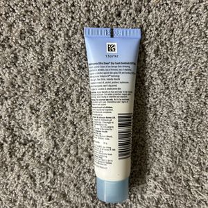 Neutrogena - Dry Touch Sunscreen