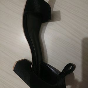 Heels Black Velvet