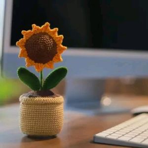 Crochet Sunflower Pot