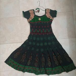 New Looking Black And Green Colour Top,Thread work