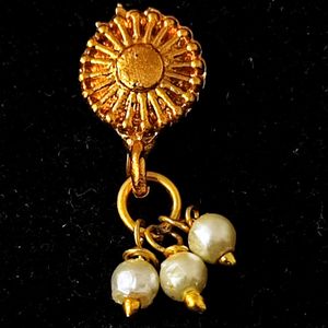 PEARL AND GOLD PRESSED NOSE PIN