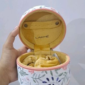 Lakme Cute Organiser