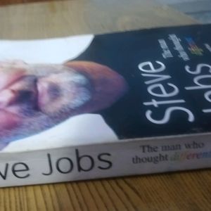 Steve Jobs|the Man Who Thought Different|paperback