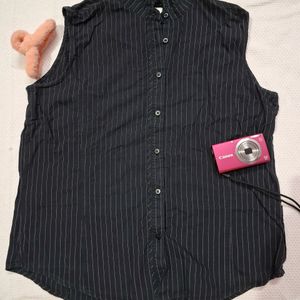 Black Sleeveless Shirt