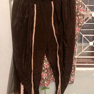 Women Kurta Set With Tulip Salwar