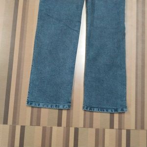 V-15 Size-28 Straight Women Denim Jeans