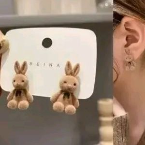 Teddy Bear Earrings 🧸