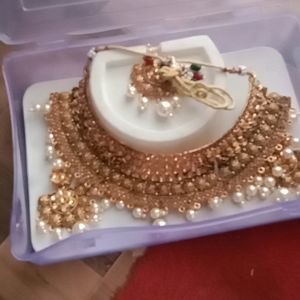 Necklace Set