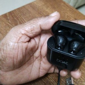 Boat Wireless Ear Phone