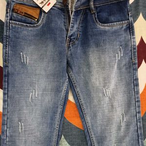 New Levi's Jeans ❗50% Off On Delivery Fee❗