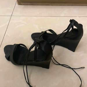 Black Heels  Charles And Keith