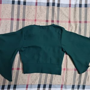 V-neck Flared Sleeves Crop Top