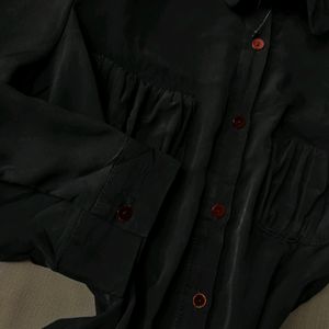 New Korean Black Puff Shoulder Shirt