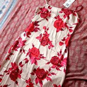 NEWME Kylie Floral Bodycon Maxi Dress (With Tag)