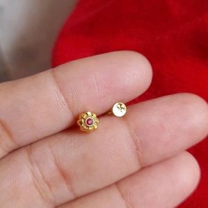 Beautiful New Flower Desine Studs