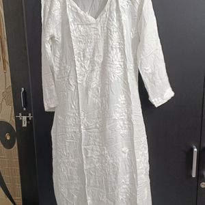 White Lucknowi Kurti