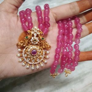 Pink Monalisa Beads With Pendant