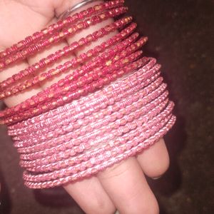 A Sunaina Foundation With Freebies(Bangles)