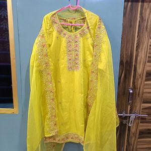 Pakistani Heavy Chandari Cotton Suit