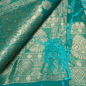 Madurai Pattu Sari