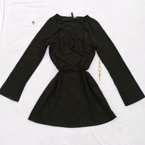 H&M Black Keyhole Detail Mini Dress