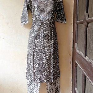 Kurti Set With Dupatta