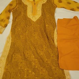 Chickenkari Kurti