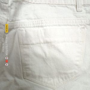 (L-42) 32 Size Straight Denim Jeans