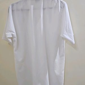 NMen's White Collar T-shirt