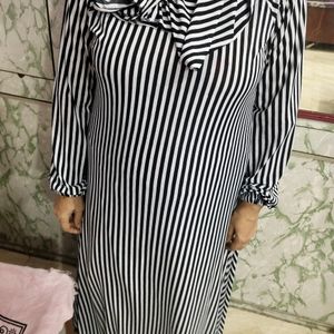Women Dubai Style New Abaya With Scarf
