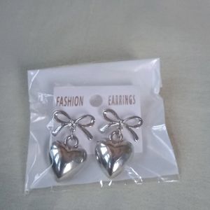 Cute Silver Bow Earrings With Heart