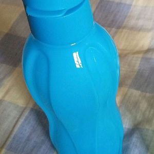 Tupperware Water Bottle 750 Ml Set Of 2