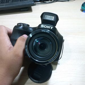 DSC-H300 Sony Camera CyberShot and Bag Also