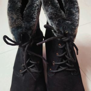 Black Fur Boots