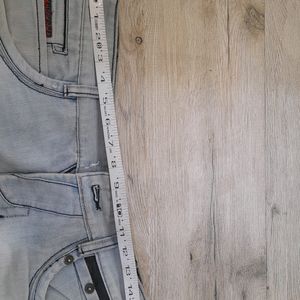 Log In Jean's Size 32 SA0149