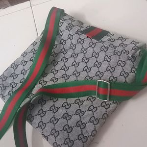 Price Drop......Original Gucci sling bag