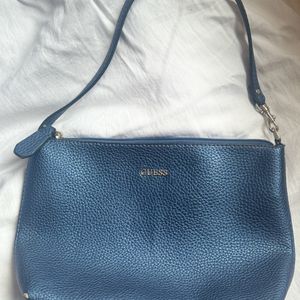 Guess Shoulder And Handbags