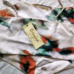 Berrylush Top With Tag, Size S, Brand New