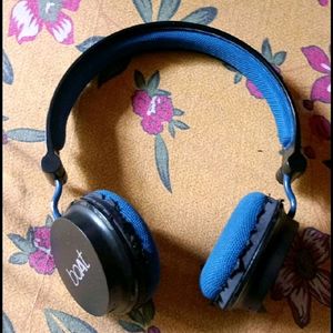 Boat Rockerz 400 Headphone