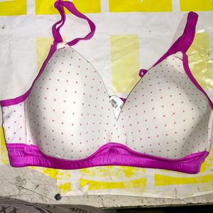 ❤️Clovia White+Pink Lightly Padded Bra