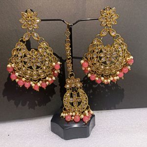 Ethnic Earrings With Maang Tikka