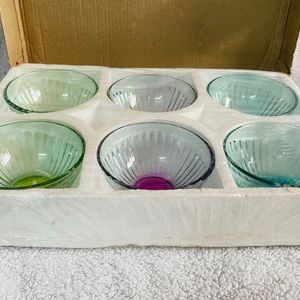 6 pc Glass Bowls New And Packed