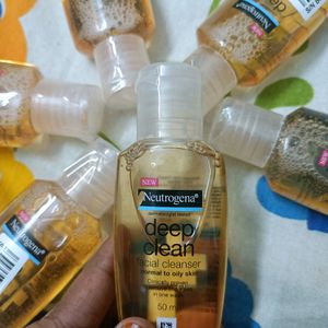 Combo Of 2 Neutrogena Deep Cleansing Face Wash