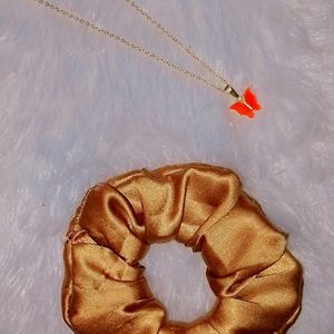 Pendant Locket With Scrunchie