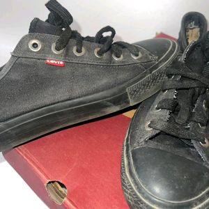 LEVI'S Footwear ( Men)