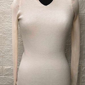 White Polo Neck Sweat Shirt For Small Size Women