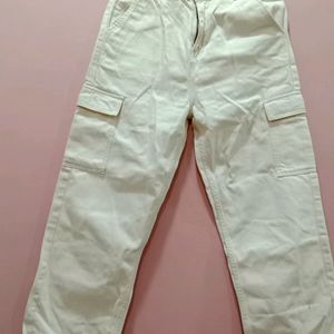 Off White Cargos(Baggy)