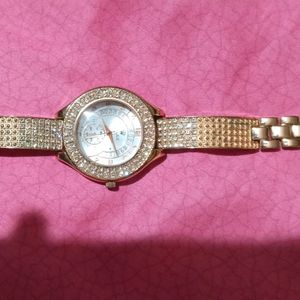 Ladies Watch With Diamond