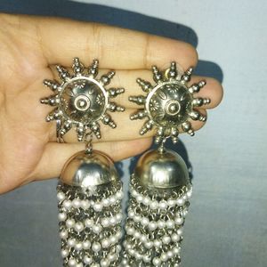 Earings